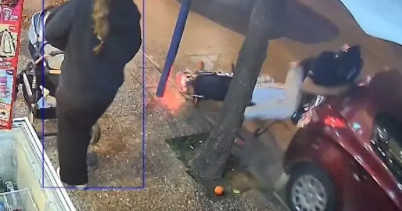 Motosiklet sürücüsünün ölümden döndüğü kaza kamerada