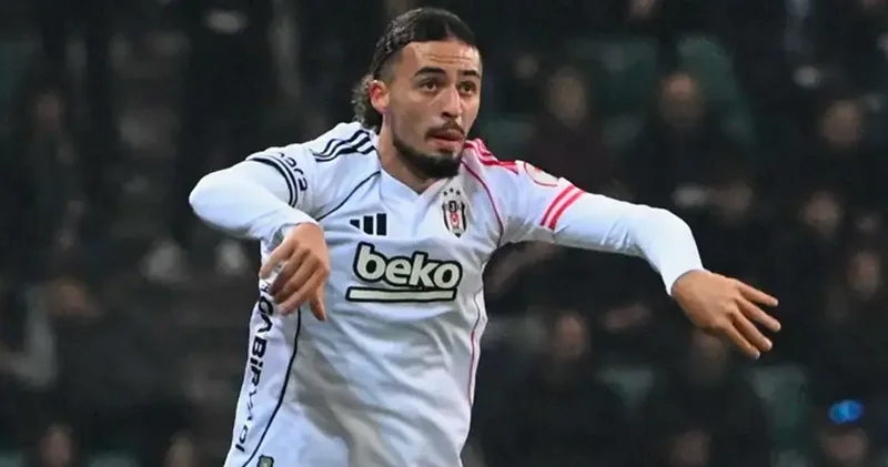 Beşiktaş açıkladı: Kadrodan çıkarıldı