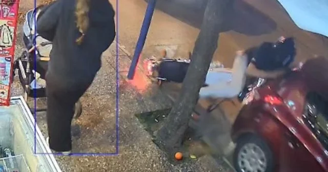 Motosiklet sürücüsünün ölümden döndüğü kaza kamerada Aydın Haberleri