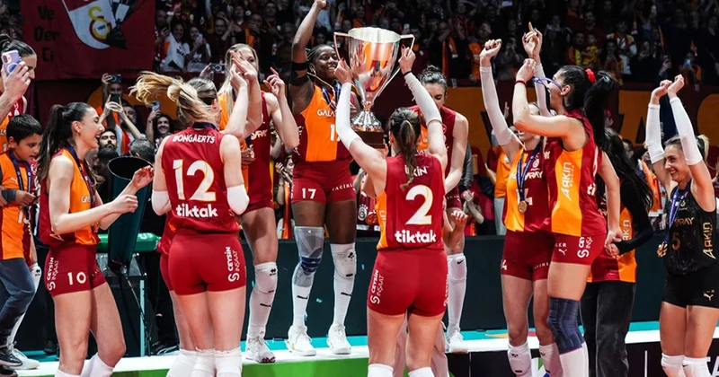 Avrupa şampiyonu Galatasaray Daikin Kadın Voleybol Takımı, kupasını aldı