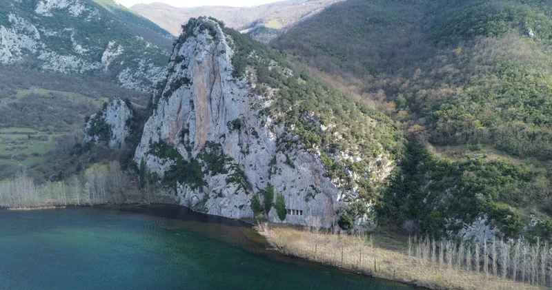 Samsun daki Asarkale ve Kral Kaya Mezarları tarihe ışık tutuyor