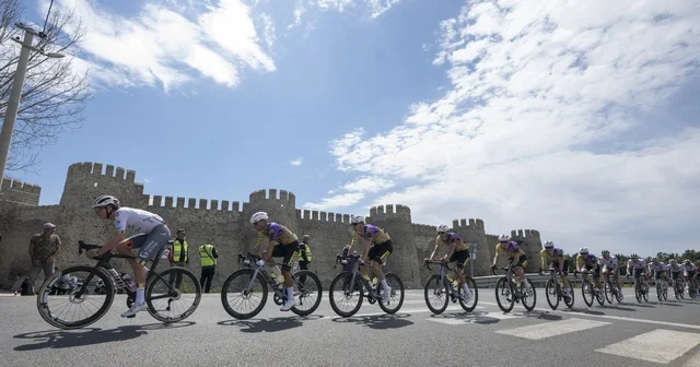 Tour Of Mersin in ilk etabı Anamur dan başladı, sporcular 118 kilometre pedalladı Mersin Haberleri