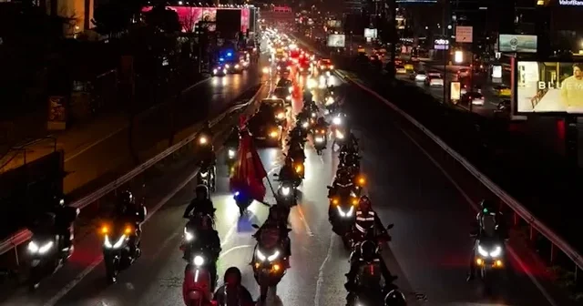 İstanbul’da işgal ve zulme karşı yüzlerce araçlık konvoy oluşturuldu VİDEO İZLE