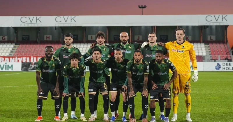 61 yıllık takım bağıra bağıra düşüyor: Hocası kestirip attı