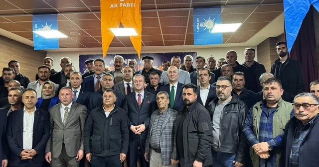 Gelecek Partisi nden istifa eden 35 kişi AK Parti ye katıldı Hakkari Haberleri