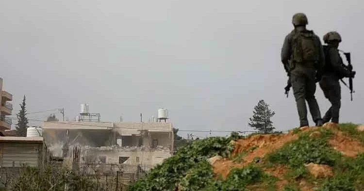 İsrail askerleri, Batı Şeria da bir çocuğu başından vurdu