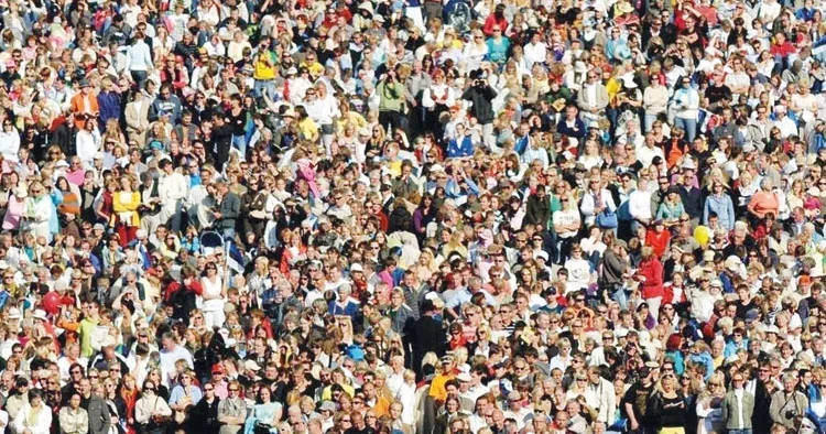 İnsanoğlu Dünya’ya sığmıyor