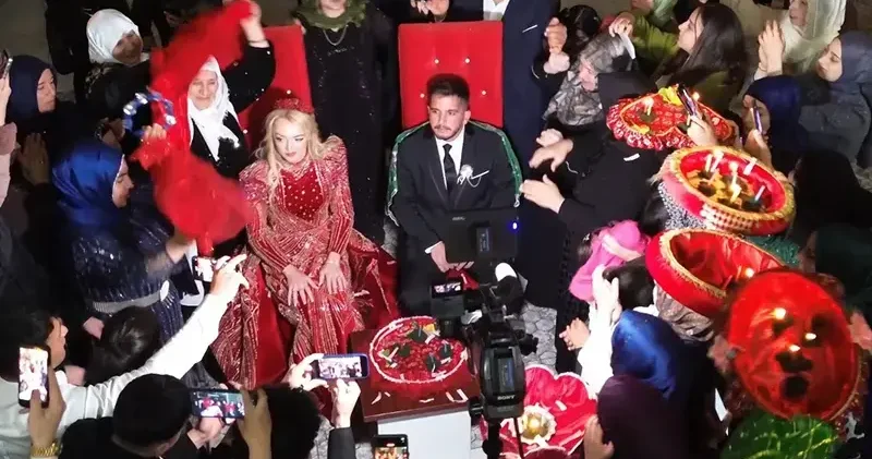 Van’a İskoç gelin