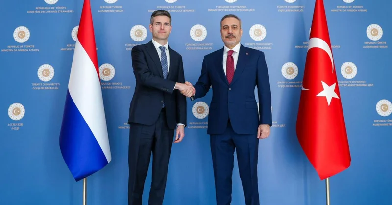 Bakan Fidan, Hollandalı mevkidaşı Berendsen ile bir araya geldi