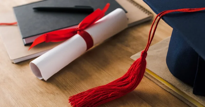 YÖK öğrencileri diploma fabrikası tuzağına karşı uyardı Sözcü Gazetesi