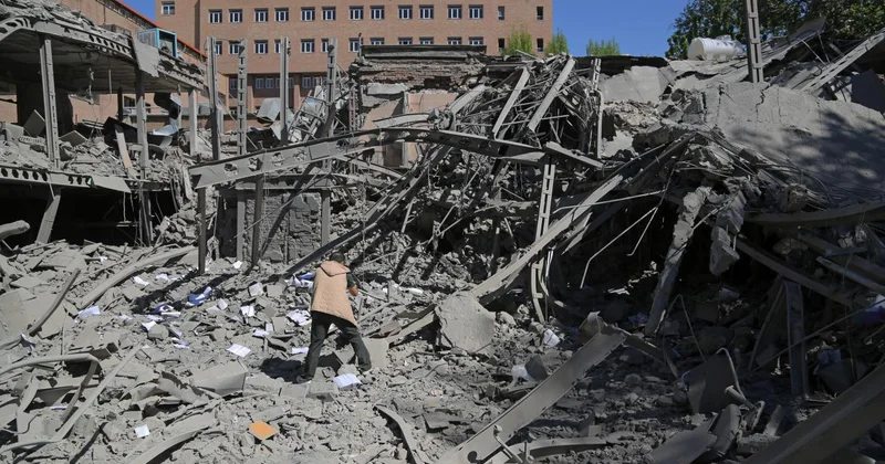 Tahran Belediye Başkanı: ABD ateşkesi ihlal etti