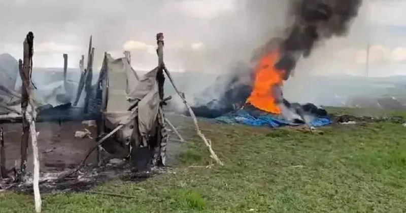 Çorum’da ağıl yandı: 150 saman balyası küle döndü