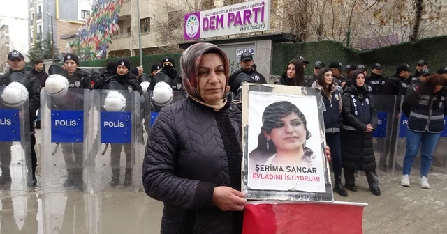 Vanlı Anne: Bu bayrak için ölün Van Haberleri