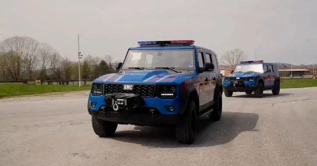 Zorlu araziler için yüksek hız ve üstün manevra kabiliyeti: Milli SUV TULGA 4x4’ün yeni partisi Jandarma’ya teslim edildi VİDEO İZLE