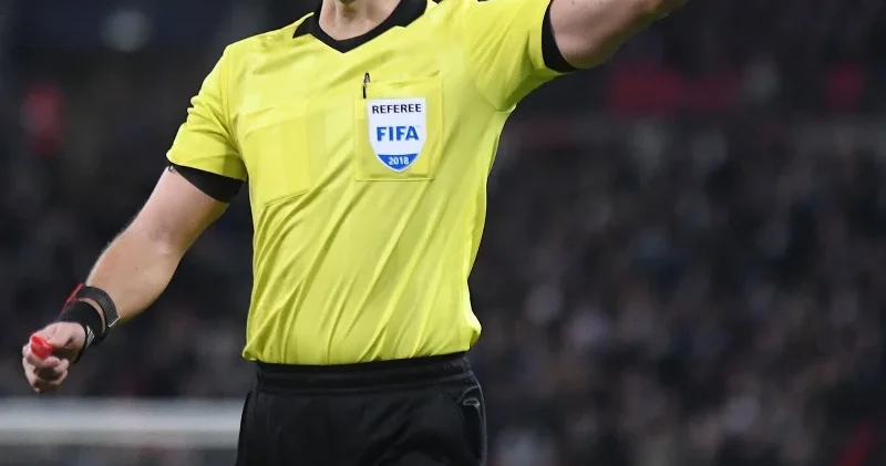 UEFA dan Türk hakeme kritik görev: Avrupa Şampiyonası nda düdük çalacak! Futbol Haberleri