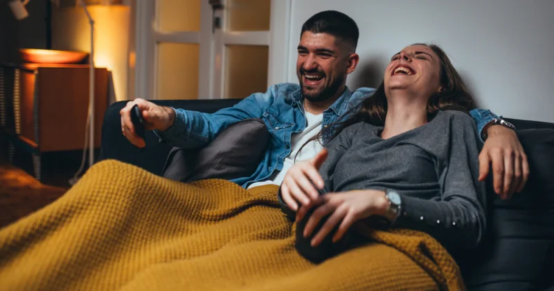 Kahkaha zinciri nasıl başlıyor? Kendinizi tutamıyorsanız sebebi siz değilsiniz beyniniz: Bulaşıcı kahkahanın sebebi bakın ne!