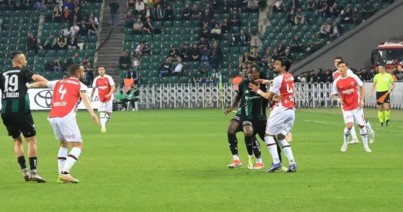 Kocaelispor .tr Fatih Karagümrük: 0 1