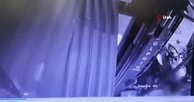 Forklifle kuyumcuyu soydu eşekle kaçtı! İşte o ilginç soygun anı