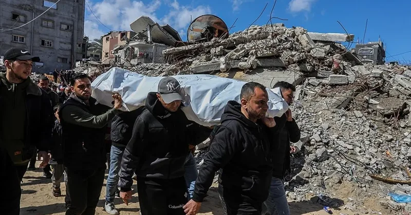 Gazze’de can kaybı 72 bin 736’ya yükseldi