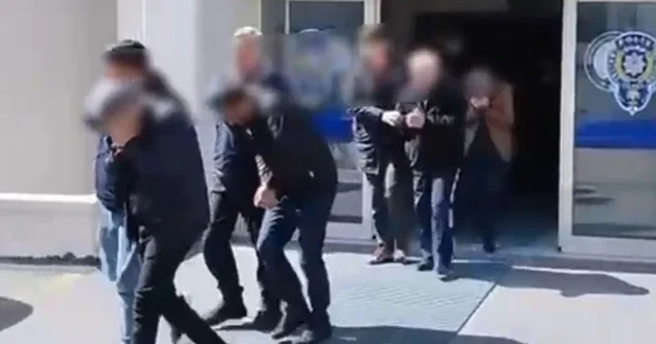 Ankara da eğlence mekanlarına operasyon: 29 gözaltı, 47 yabancı uyruklu kadın sınır dışı edildi