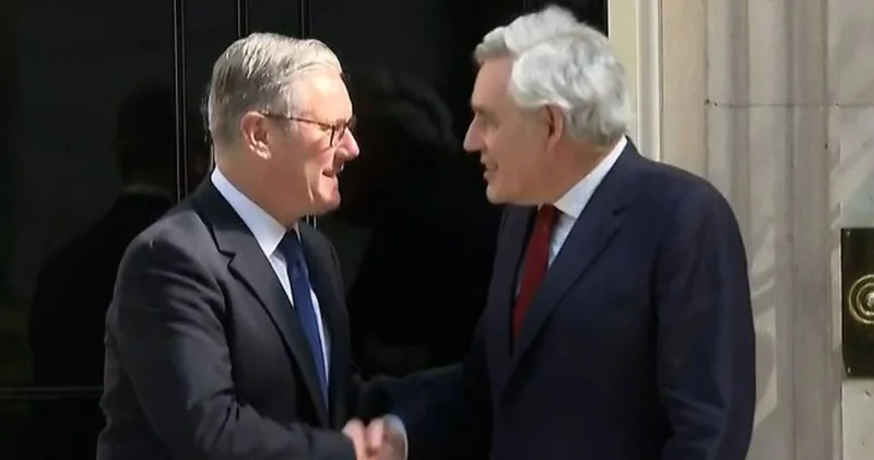 Starmer’dan sürpriz hamle! Eski Başbakan Gordon Brown yeniden sahnede
