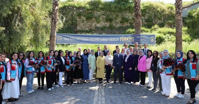 Cizre de tarihi Bırca Belek Parkında anlamlı Anneler Günü kutlaması Şırnak Haberleri