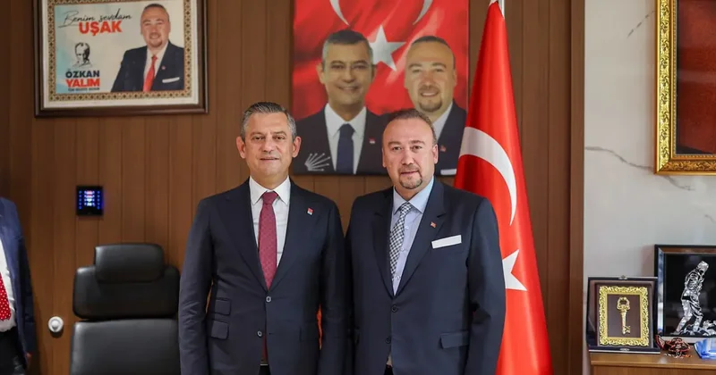 Özkan Yalım Özgür Özel i ele verdi: Araba aldım, para verdim, ailesine çantalar gönderdim