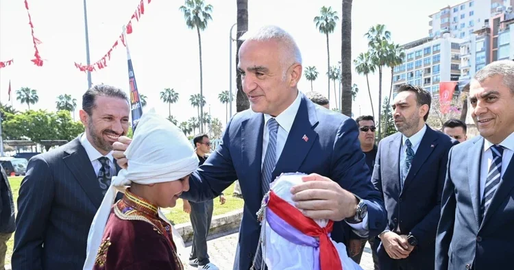 Akdenizin incisi ilk kez Kültür Yolu sahnesinde! Mersin de festival coşkusu başladı