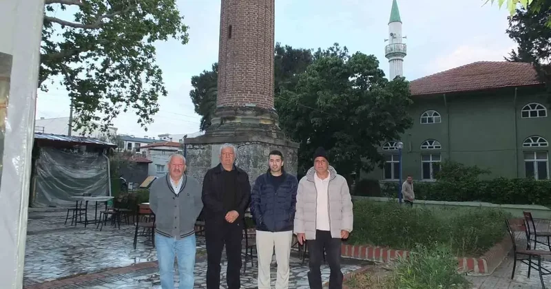 Balıkesir’de yalnız minare mahallenin simgesi oldu