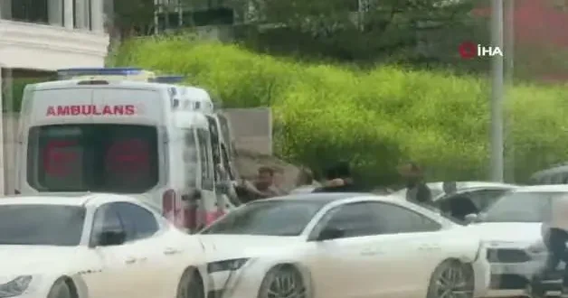 Şantiyede 5 yaralının olduğu sopalı kavga: Ambulanstaki yaralıya saldırmak istediler