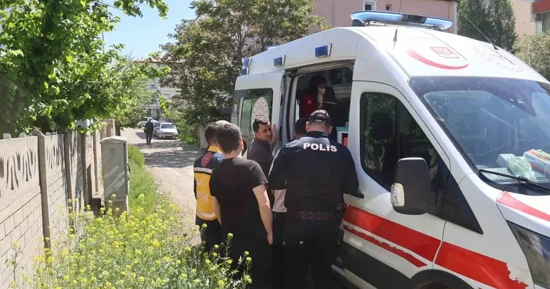 Iğdır’da çatı katı yangınında anne ve down sendromlu çocuk dumandan etkilendi