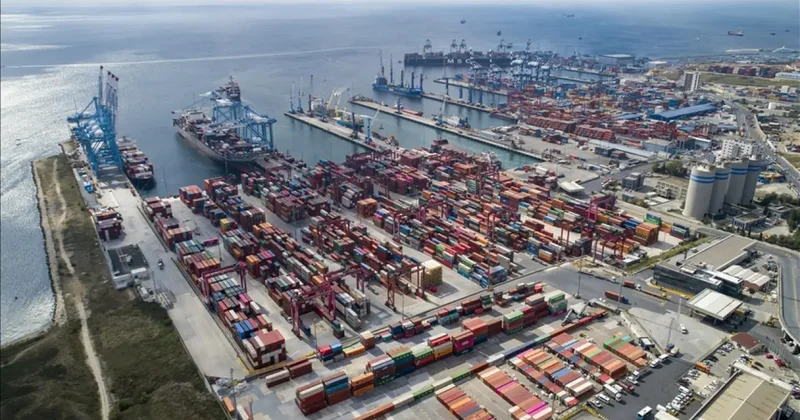 Dev konteyner gemileri Türkiye ye akın etti: Tüm zamanların nisan rekoru kırıldı!