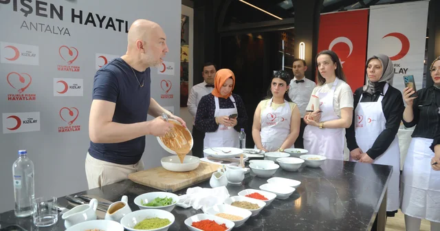 Depremzede kadınlar, Antalya da şeflerle buluştu Antalya Haberleri