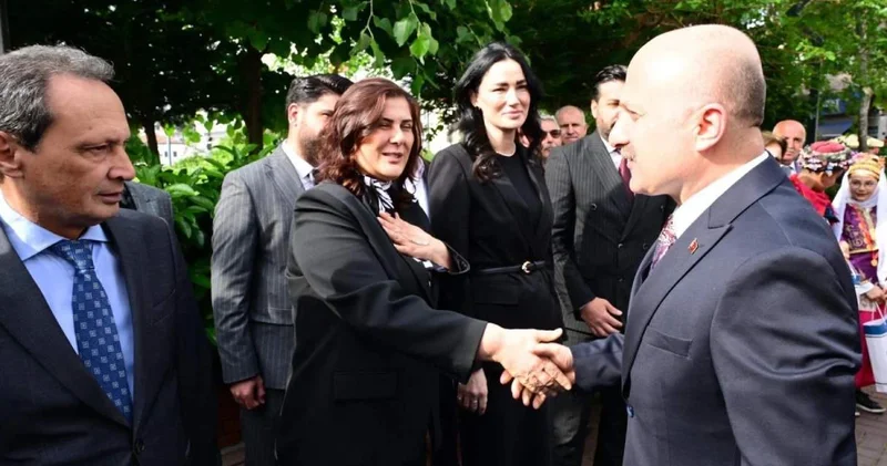 Aydın da protokol krizi: Çerçioğlu ve Sarıbaş AKP il başkanlarının gerisinde kaldı