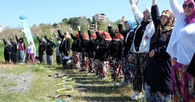Kadınlar şalvarlarıyla spor yaptı, ortaya renkli kareler çıktı Kocaeli Haberleri