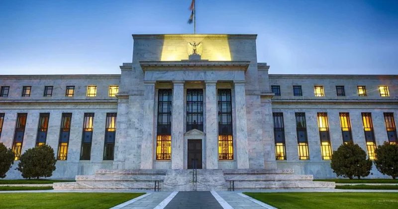 Fed den petrol şoku uyarısı
