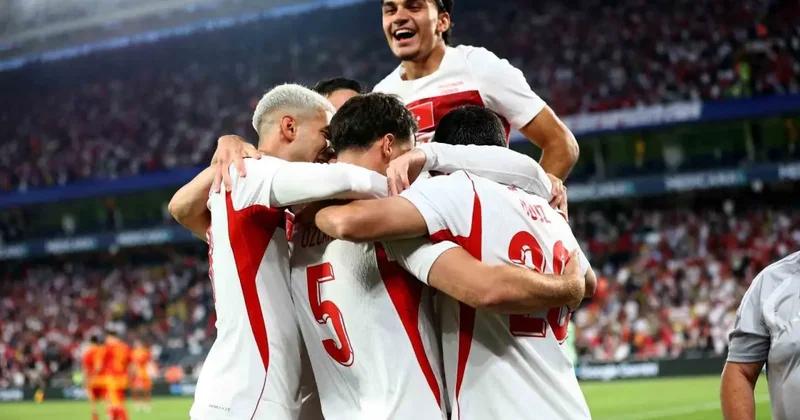 Dursun Özbek keseyi açtı! Galatasaray dan Can Uzun için ilk teklif: Okan Buruk da devrede