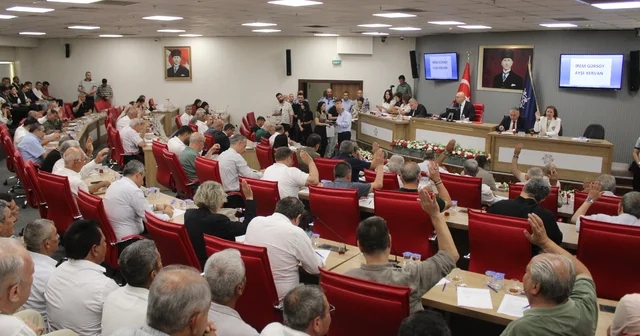 Büyükşehir meclisi Haziran ayı toplantısı gerçekleştirildi Boşalan divan katipliği üyeliğinde yeni isim belirlendi Aydın Haberleri