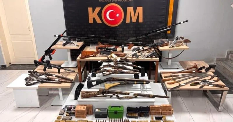 Uşak ta silah ve tarihi nitelikteki tüfekler ele geçirildi