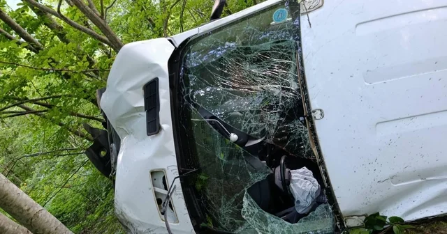 Ordu da minibüs şarampole yuvarlandı: 11 yaralı Ordu Haberleri