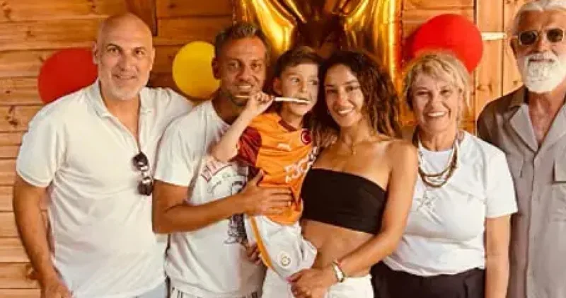 Cansu Tosun ve Erkan Kolçak Köstendil, oğulları Marsel için bir araya geldi