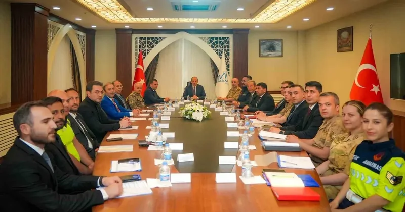 Hakkari’de aranan 340 şahıs yakalandı