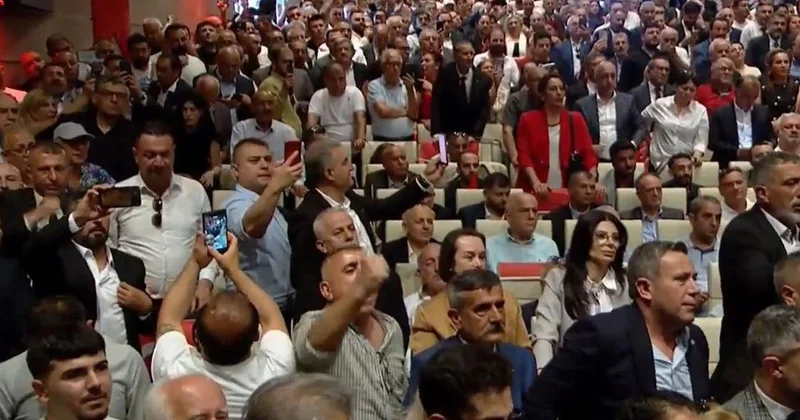 Kılıçdaroğlu na destek artıyor! Salondaki kalabalık dikkat çekti