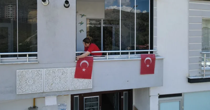 Gümüşhane de her yer ay yıldız Futbol Haberleri