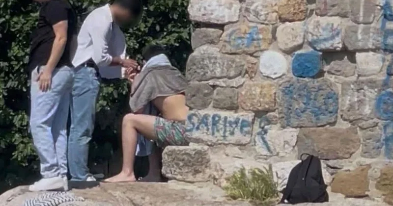 Amasra Kalesi ne Sprey Boya İle Zarar Verildi