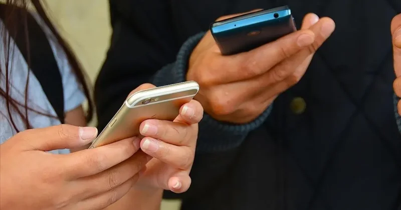 Telekomünikasyon devleri birleşti: 20,4 milyar Euro luk dev satın alma!