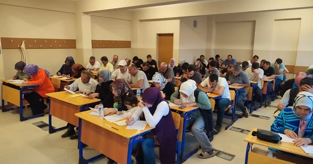 Simav da Süt Sığırı Yetiştiricisi Kursu yoğun ilgi görüyor Kütahya Haberleri
