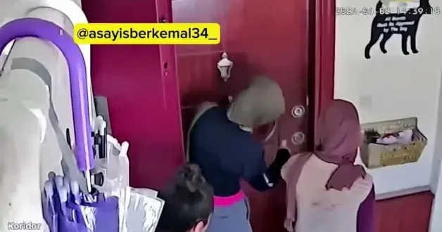 İstanbul da boş evlere dadana kadın çetesi kameralara yakalandı