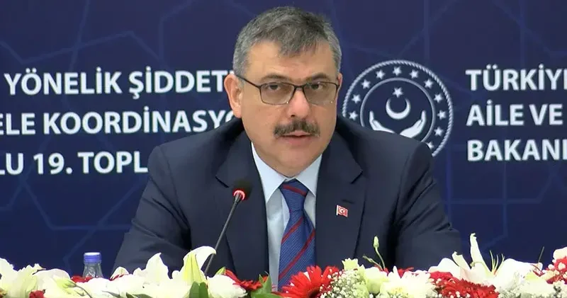 Bakan Çiftçi: KADES i 9 milyon 713 bin 686 kişi indirdi