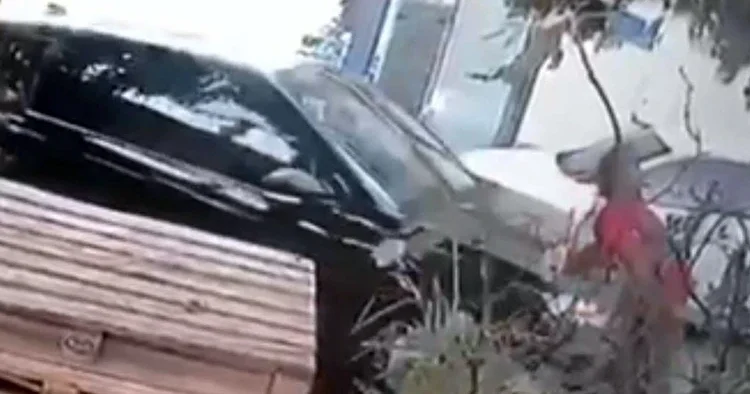 Muğla’da korkunç kaza! Cipin çarptığı yaya öldü; kaza kamerada